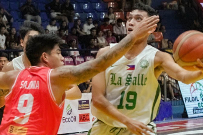 San Beda bows to La Salle in FilOil pre-season match 